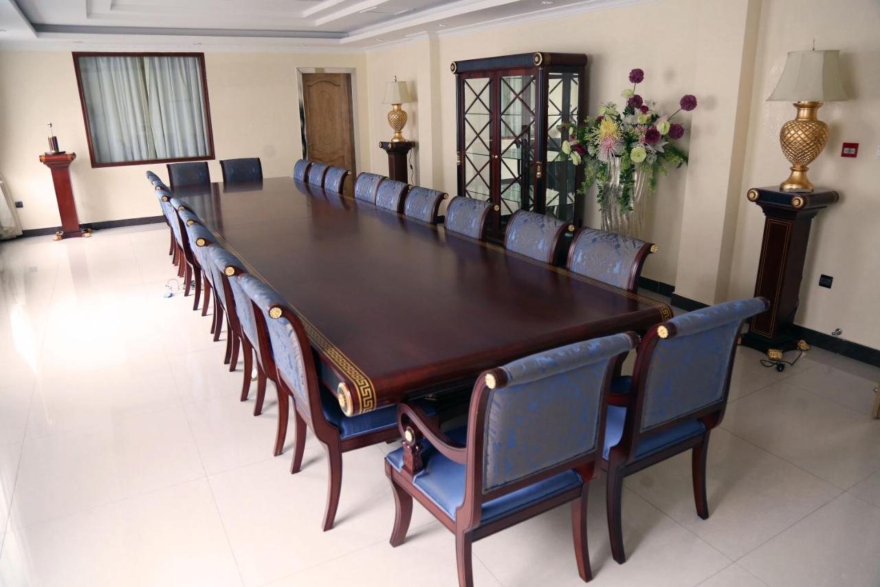 Hotel Amaritsah Brazzaville Dış mekan fotoğraf