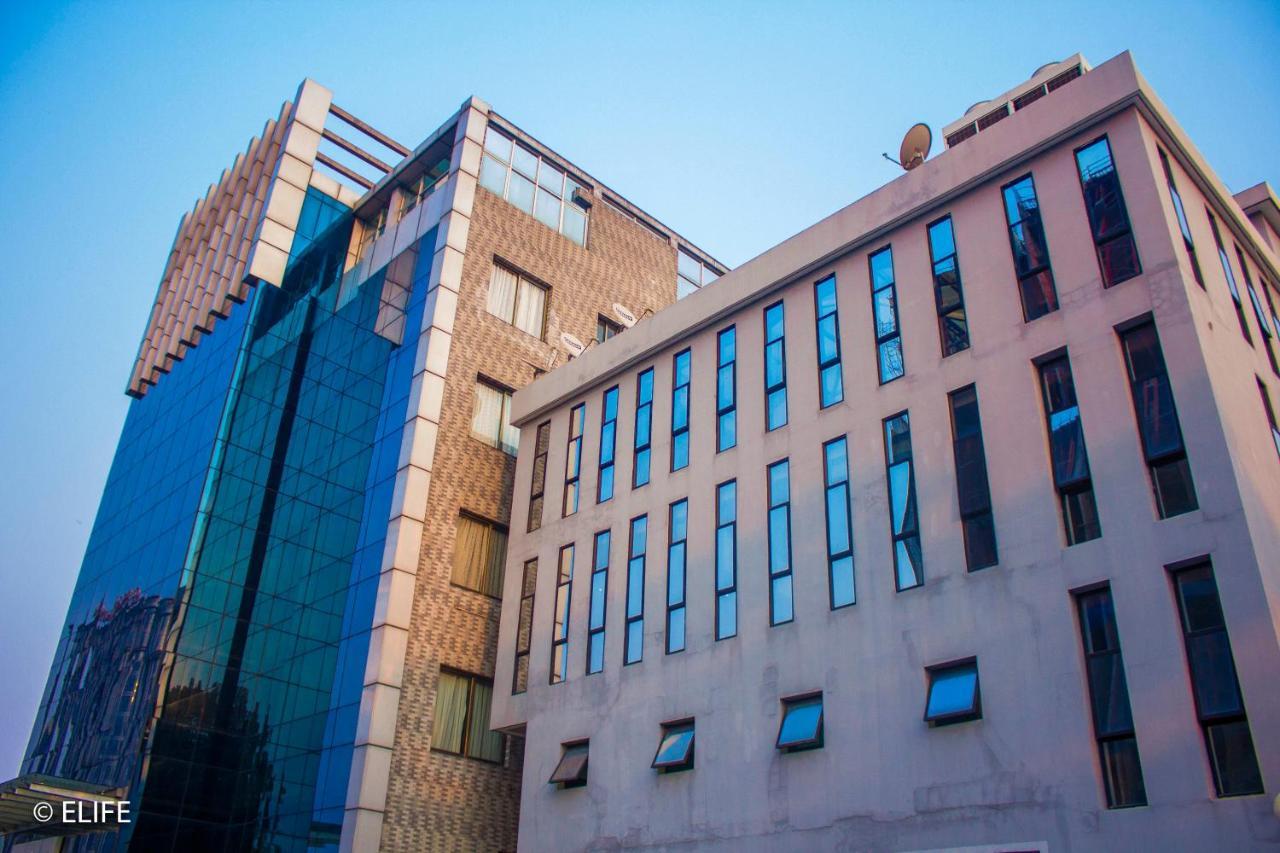 Hotel Amaritsah Brazzaville Dış mekan fotoğraf