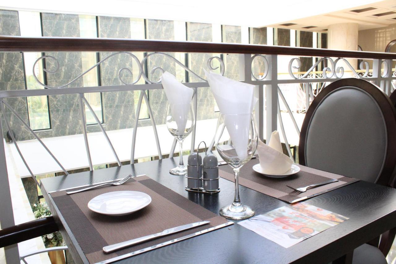 Hotel Amaritsah Brazzaville Dış mekan fotoğraf