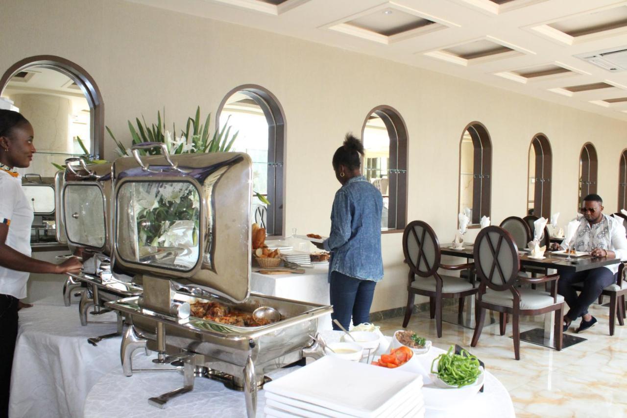Hotel Amaritsah Brazzaville Dış mekan fotoğraf