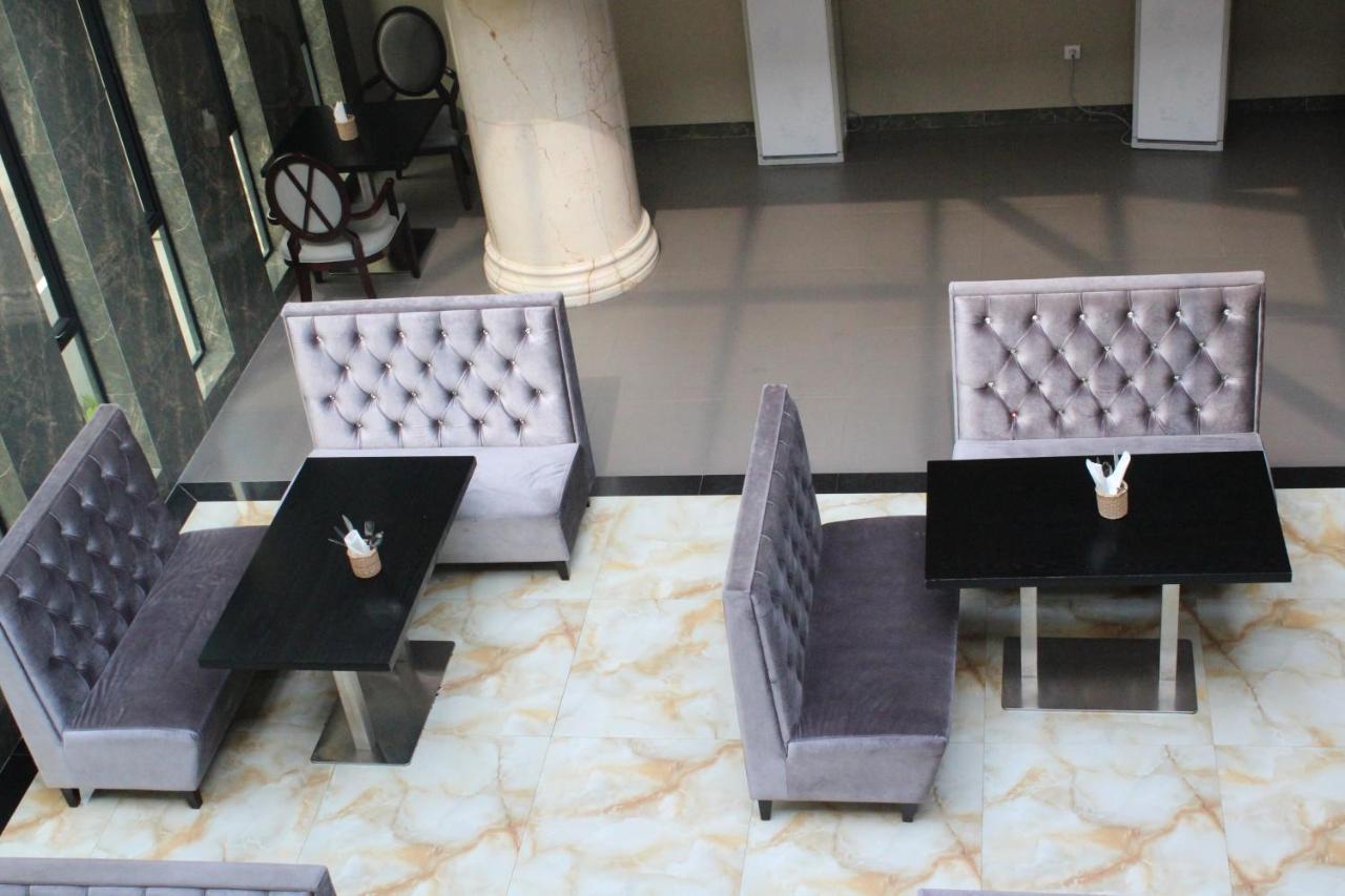 Hotel Amaritsah Brazzaville Dış mekan fotoğraf